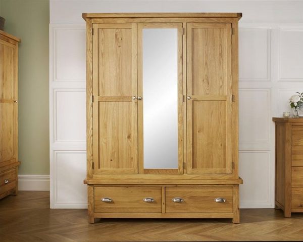 birlea-woburn-3-door-wardrobe.jpg Birlea Woburn 3 Door Wardrobe - Image 1